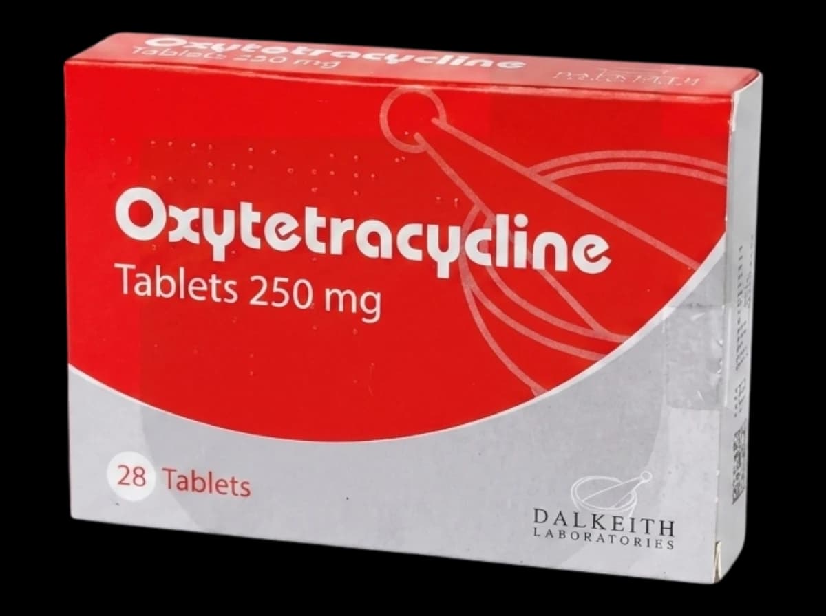 Oxytracaine tablets 250mg, containing Oxytetracycline.